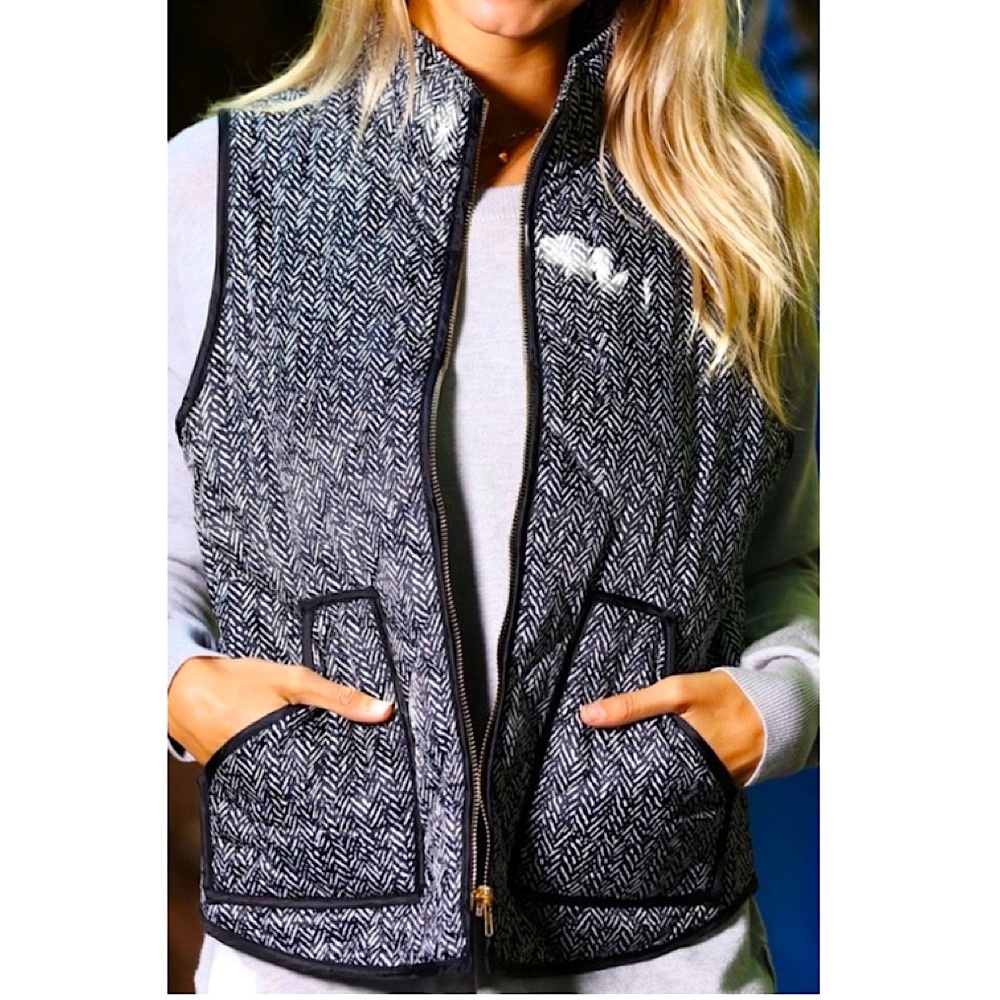 HERRINGBONE VEST - Picture 3 of 10